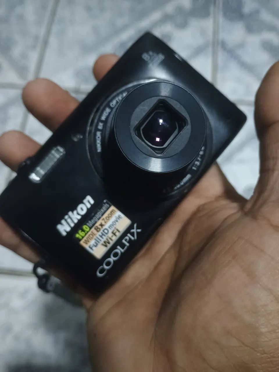 Câmera Nikon 16 megapixels 