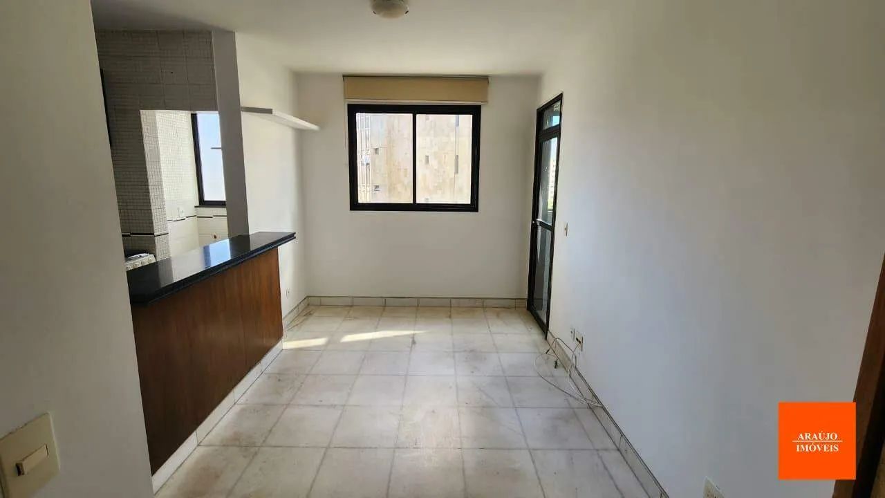 APARTAMENTO DE 01 QUARTO COM VAGA DE GARAGEM PARA ALUGAR - Foto 2