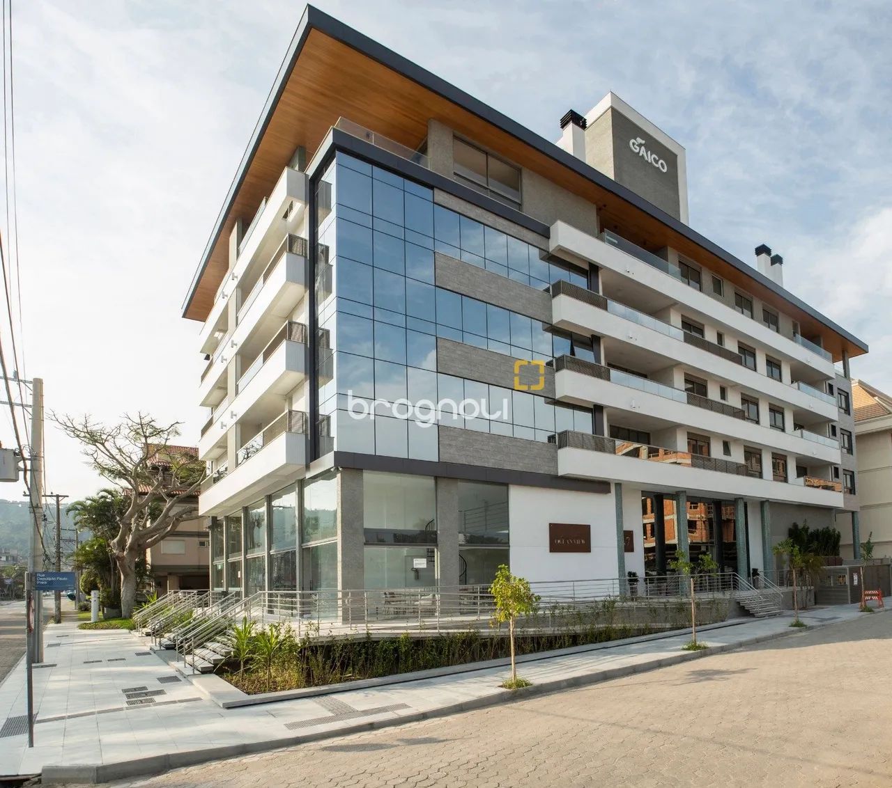 Apartamento 3 dormitórios em Jurerê - Foto 2