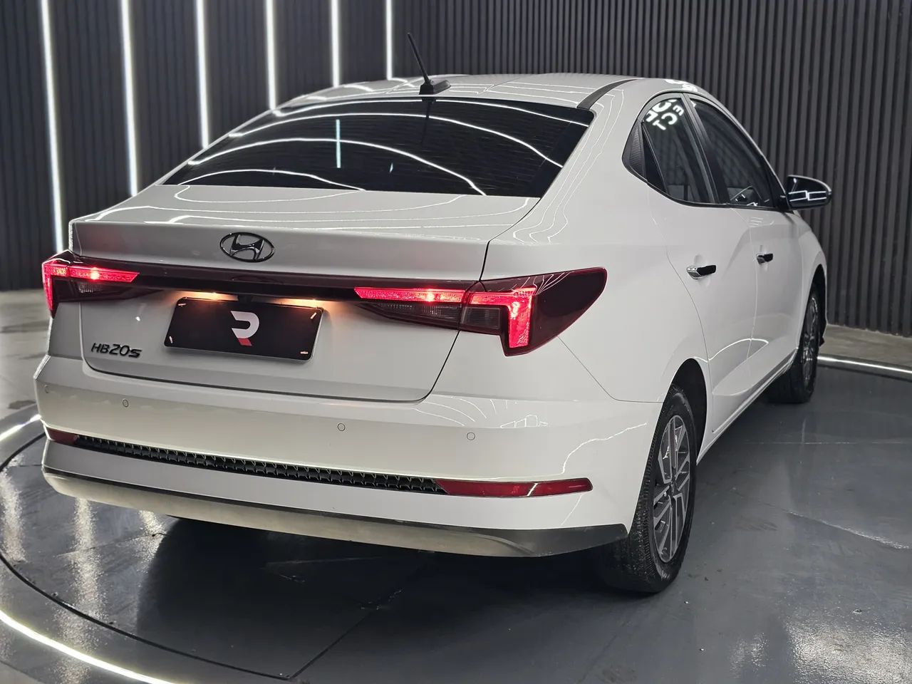 Hyundai HB20S Limited Plus 1.0 Flex 12V Mec. 2025 - Foto 4