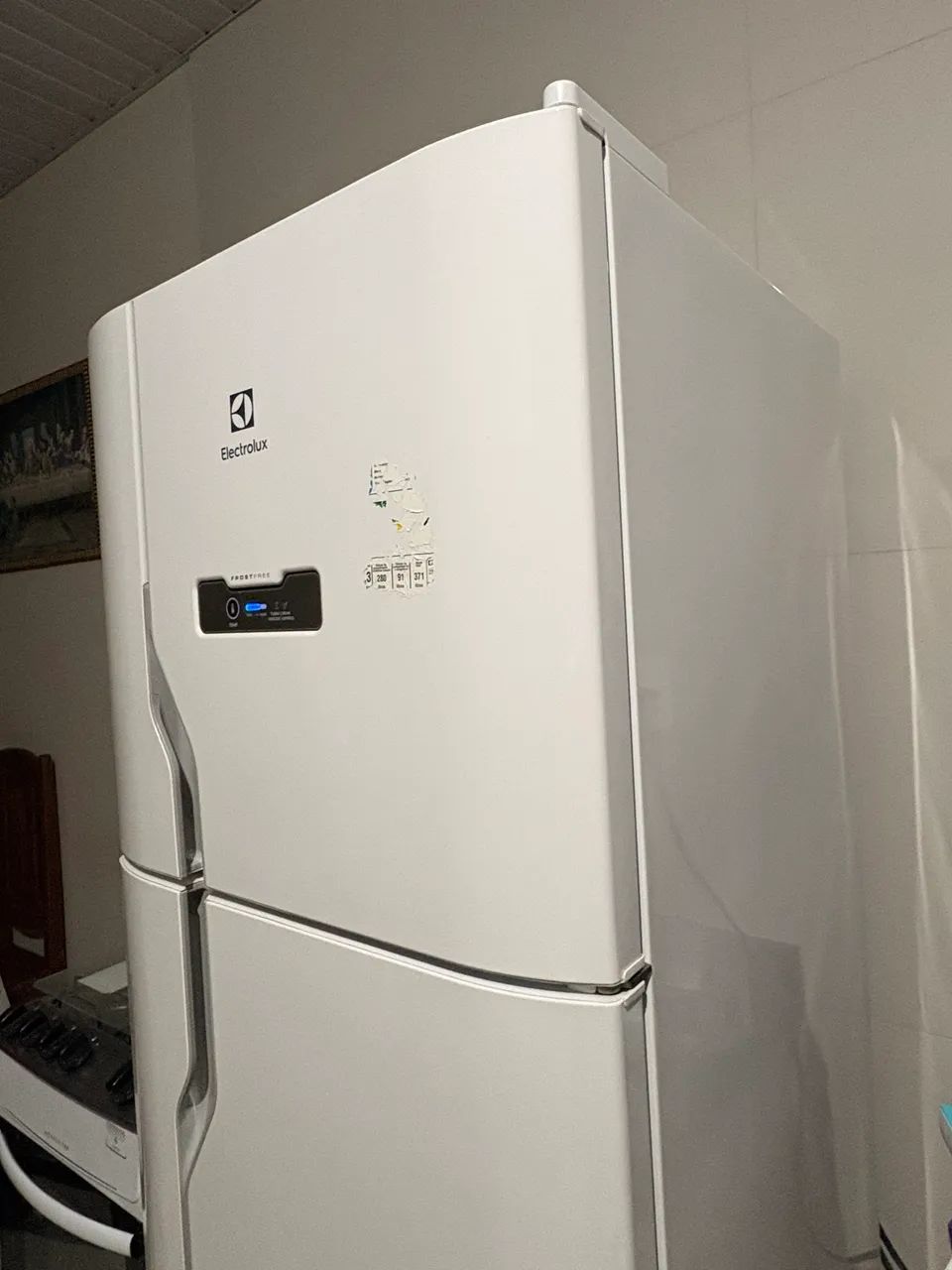 Geladeira Electrolux 371L