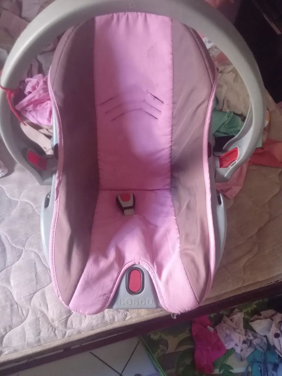 Bebê Conforto Cosco Rosa e Cinza com Trava Central<br>