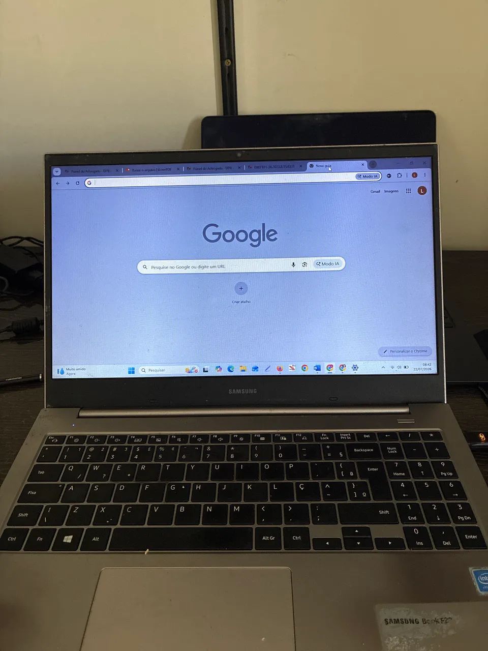Notebook Samsung Book E20 Celeron 4GB SSD 