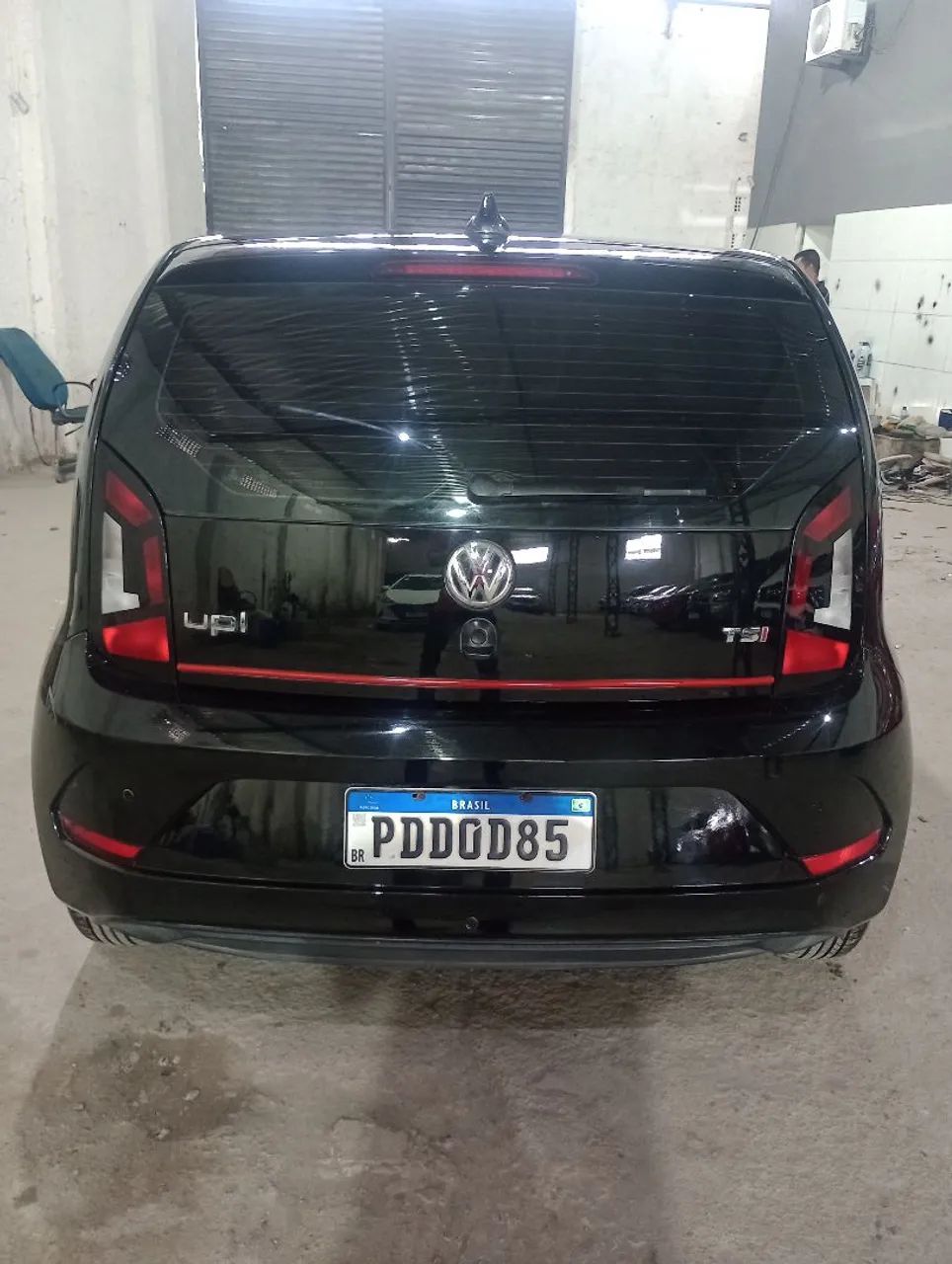 Volkswagen Up! up! move 1.0 TSI Total Flex 12V 5p 2018