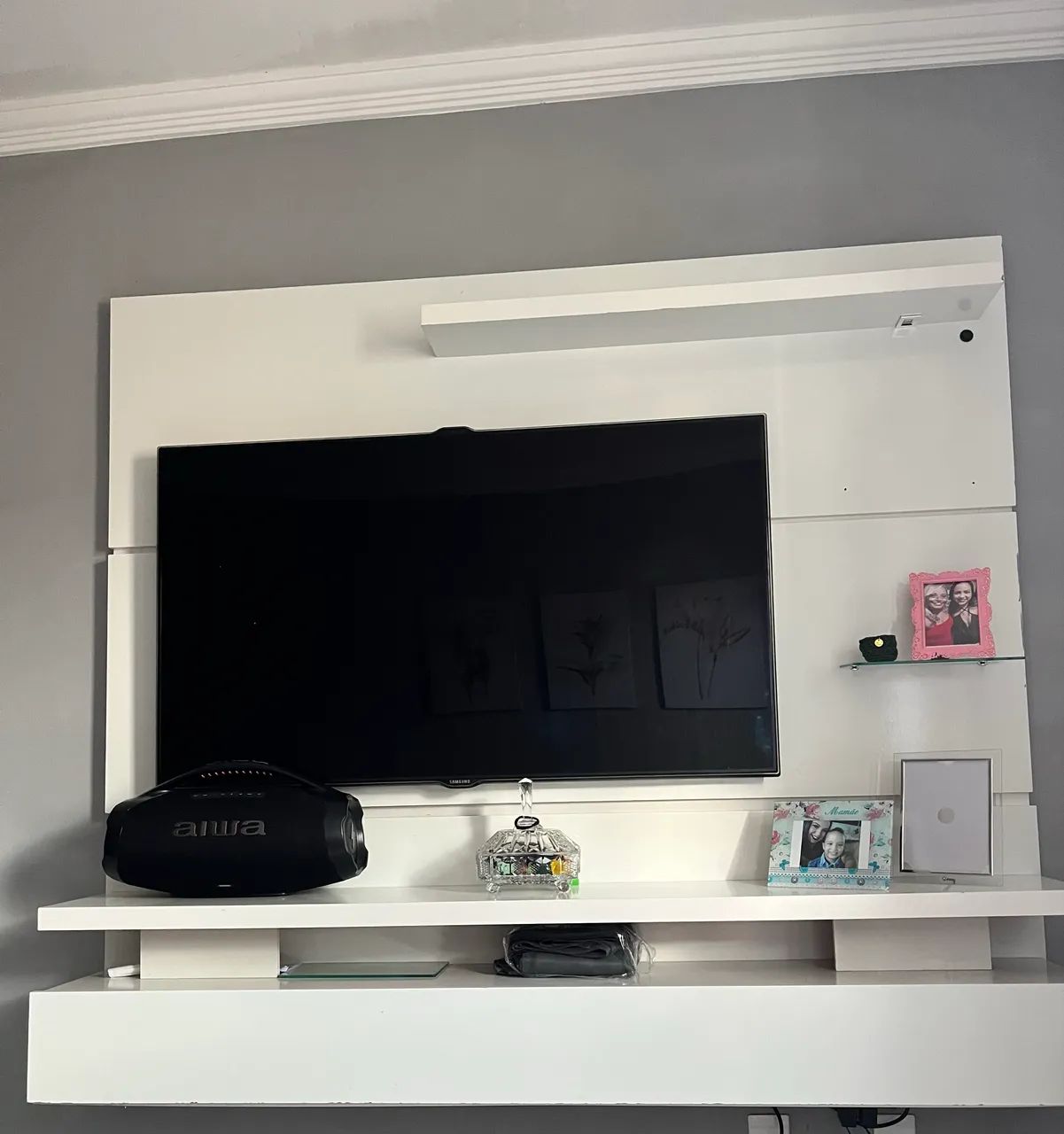 Painel para tv grande em ótimo estado  - Foto 2