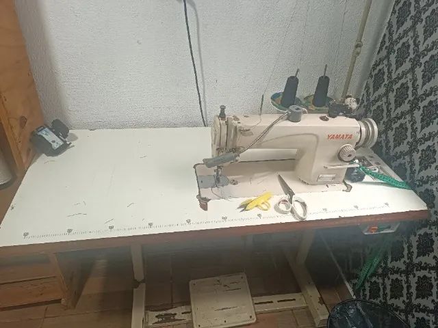 Máquina de costura  - Foto 2