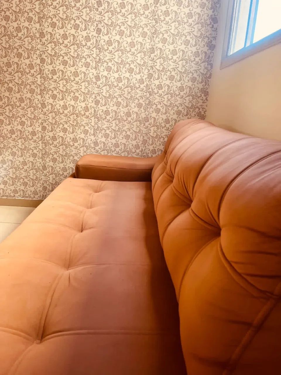 Vendo sofá 2,20m tecido veludo - Foto 2