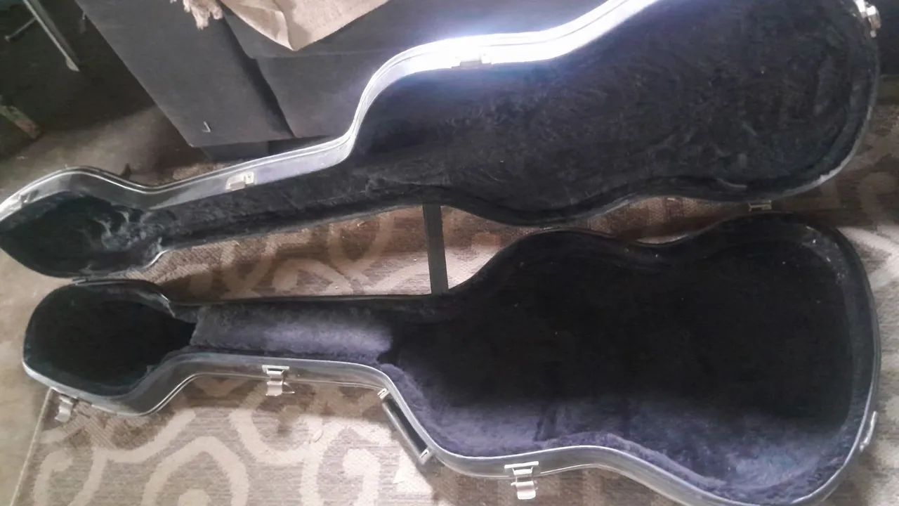 Case rígido madeira p/ Baixo Strato