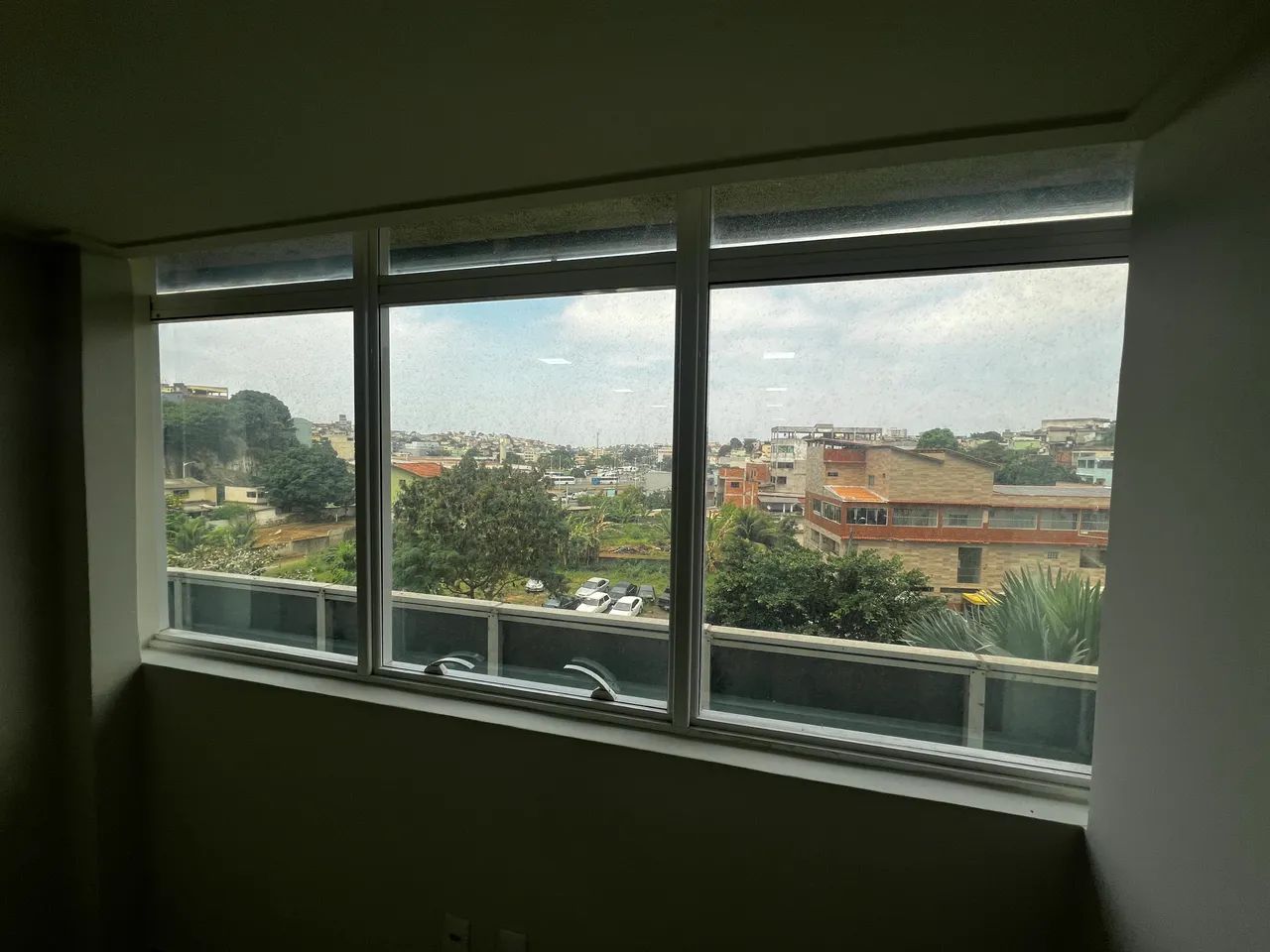 Sala Comercial 24m² no Shopping Moxuara | Vaga de Garagem - Foto 3