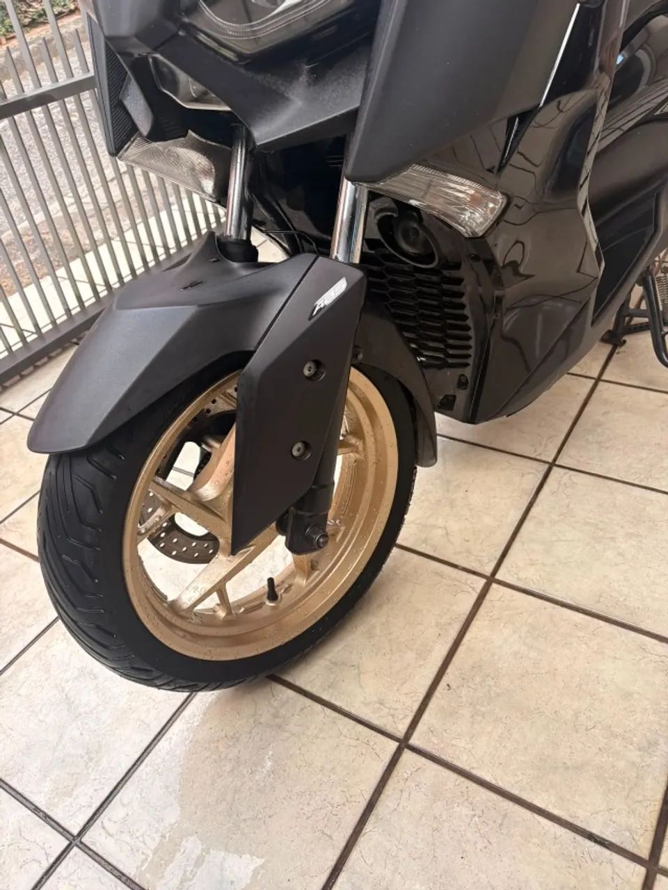 Yamaha XMAX 250 ABS 2021 - Foto 3