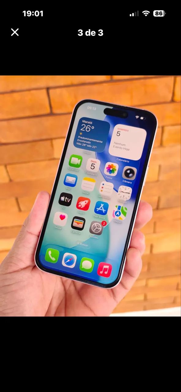 iPhone 15 
