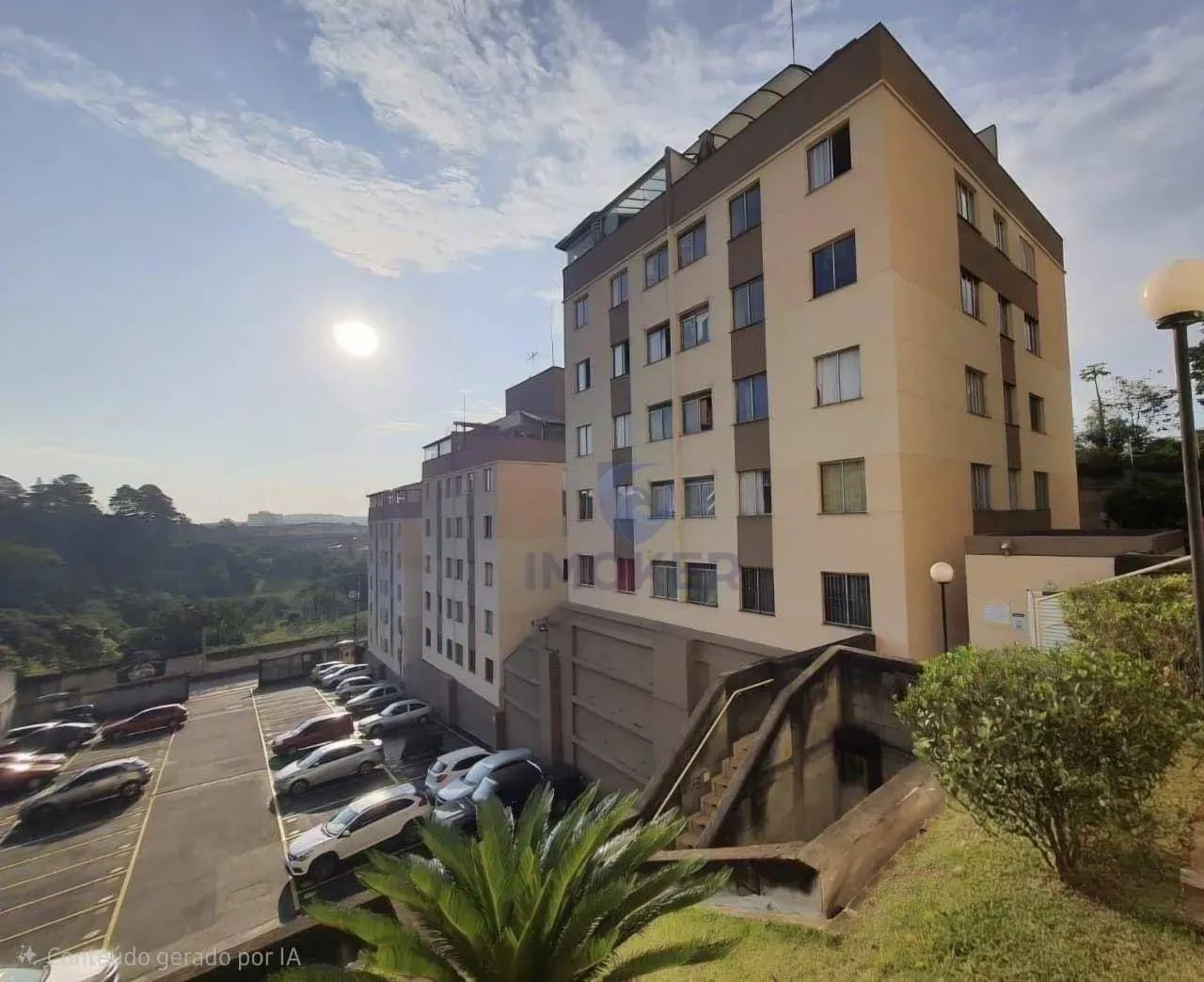 Apartamento em Ferraz de Vasconcelos/SP; 2 quartos; estação à pé