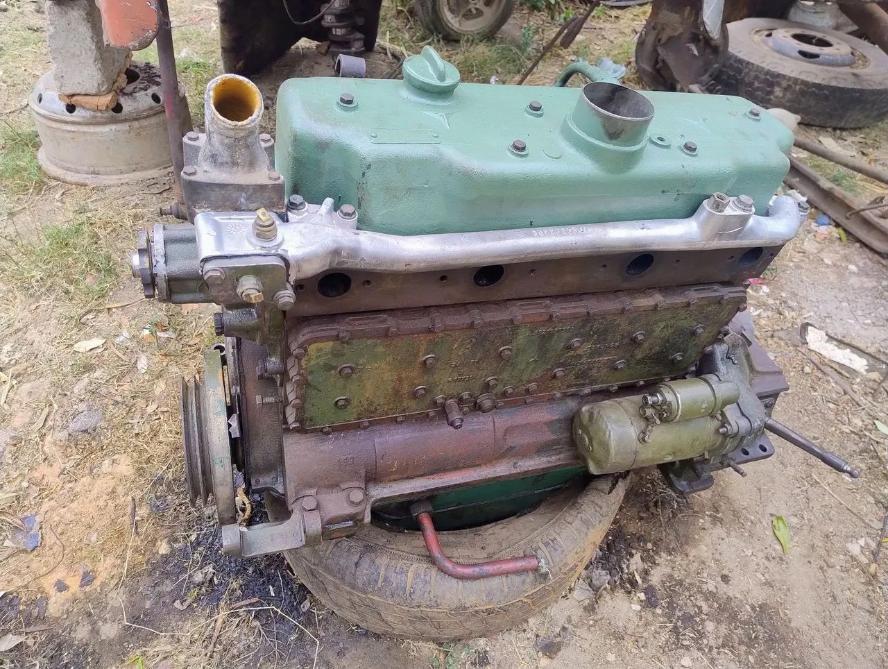 Motor 352 