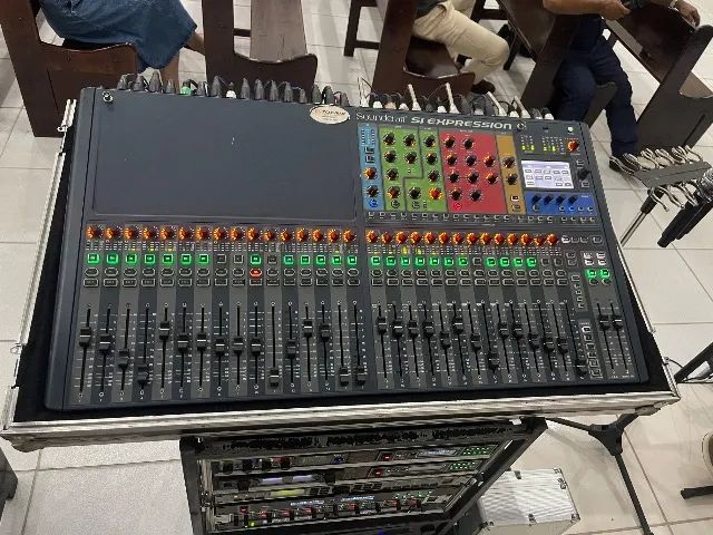 Mesa de Som Soundcraft Si Expression 3 - Foto 2