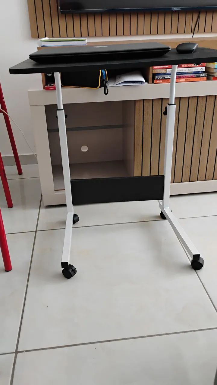 Mesa ajustável pra notebook  - Foto 2