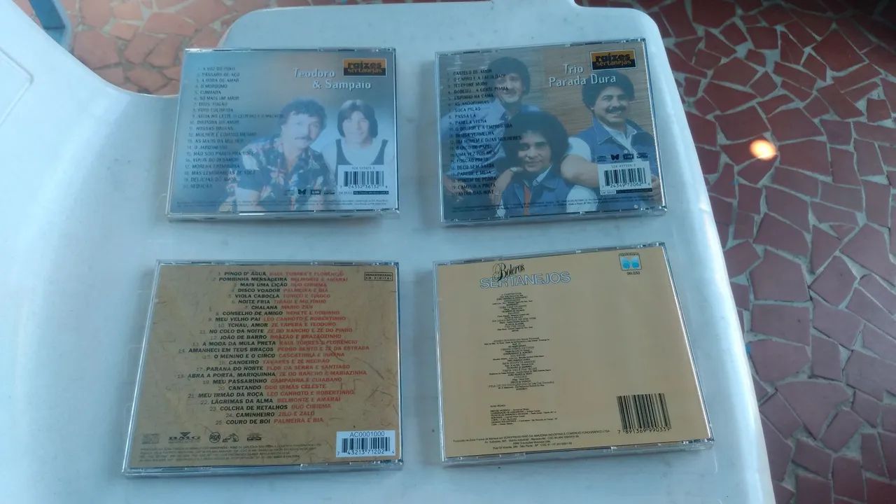 Kit 4 cds originais sertanejos em ótimo estado.  - Foto 3