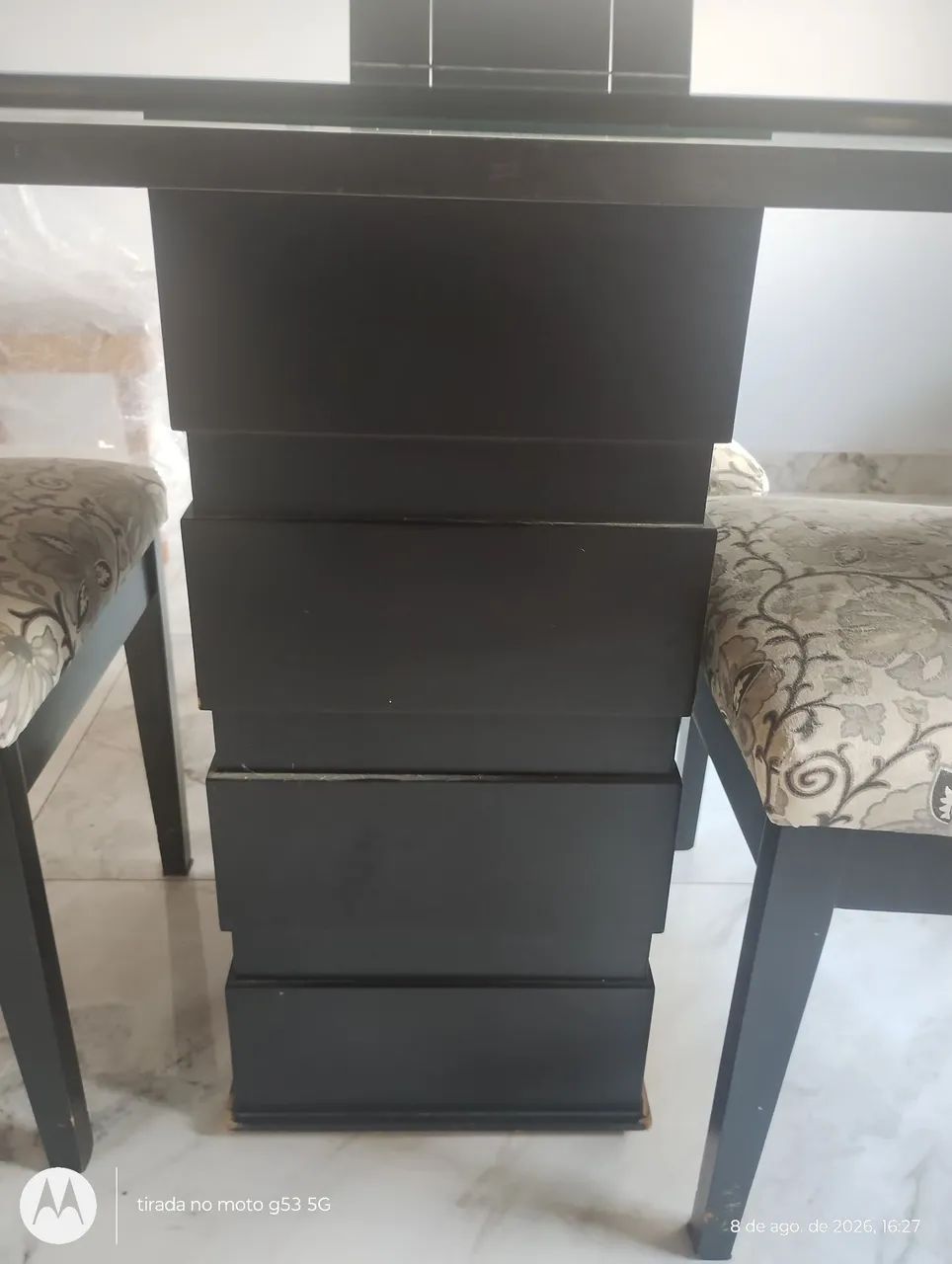 Mesa de jantar (  1,20x1,20cm -  com 4 cadeiras ) - Foto 4