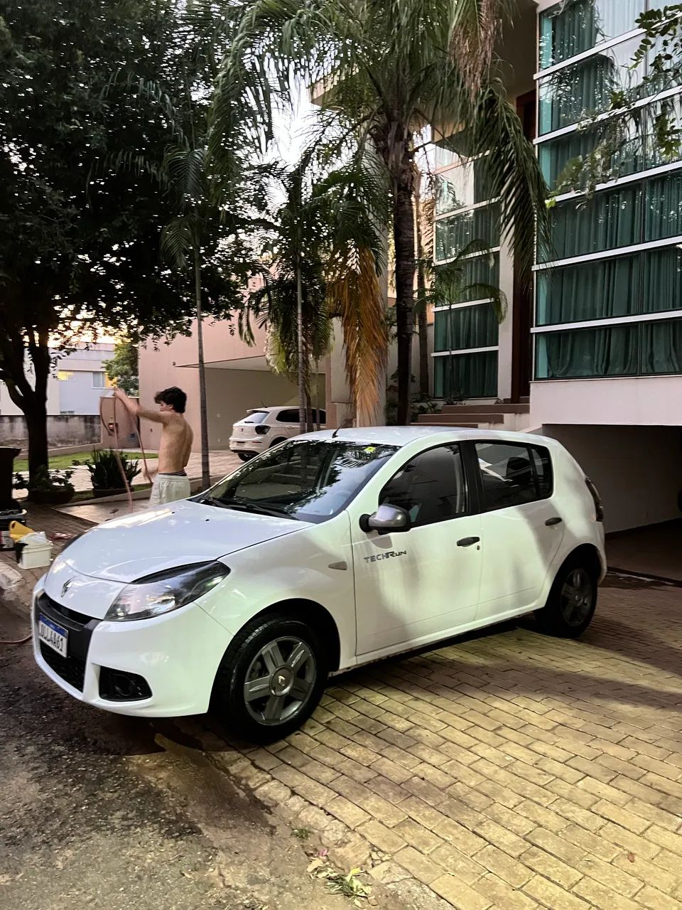 Renault Sandero Expression Hi-flex 1.0 16V 5P 2014 - Foto 2