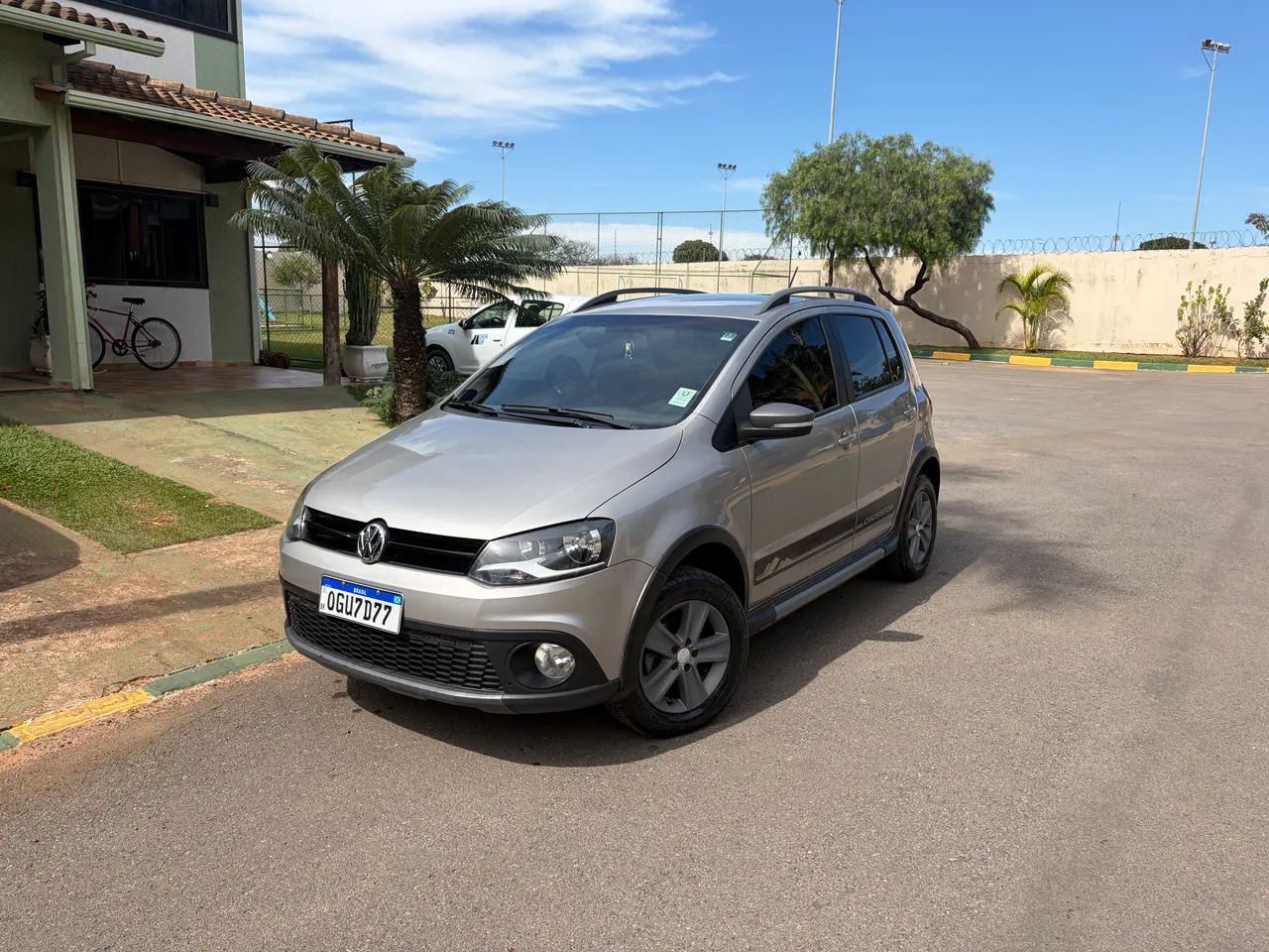 Volkswagen Crossfox CROSSFOX 1.6 Mi Total Flex 8V 5p 2012
