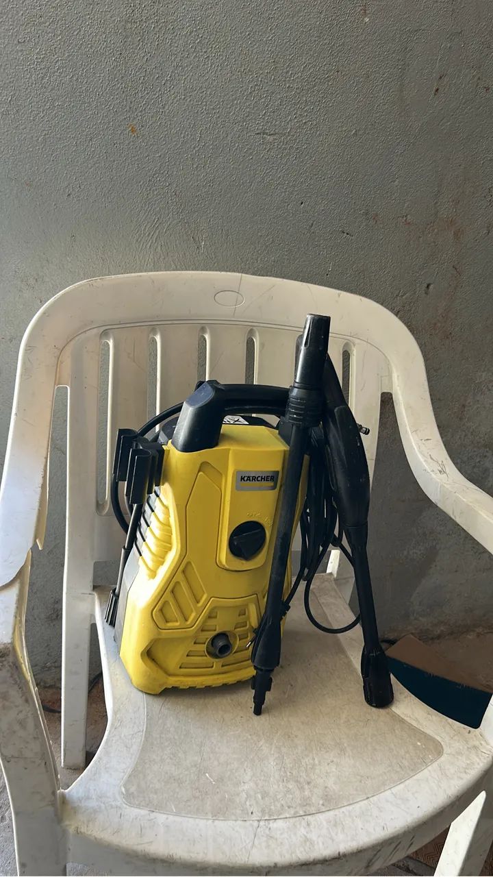 Lavadora de alta pressão Semi nova  - Foto 2