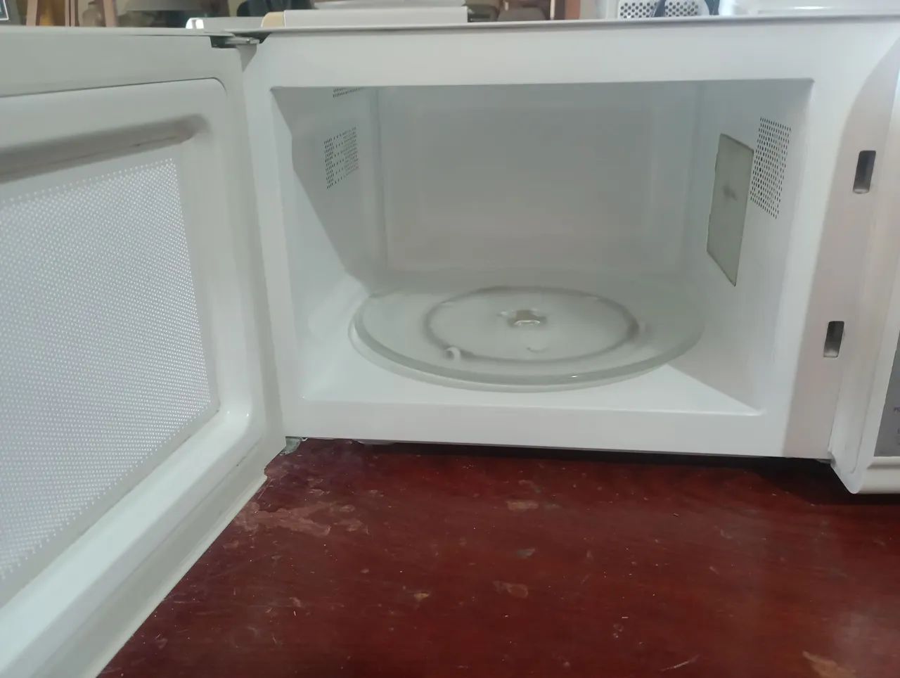 Microondas Eletrolux 23 lts  - Foto 2