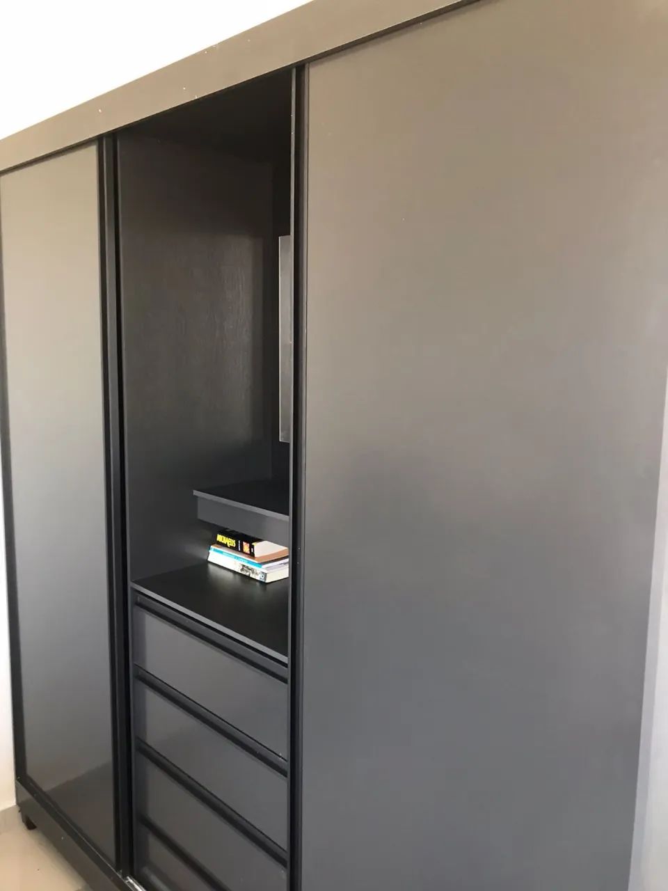 Guarda roupa com espelho  - Foto 2