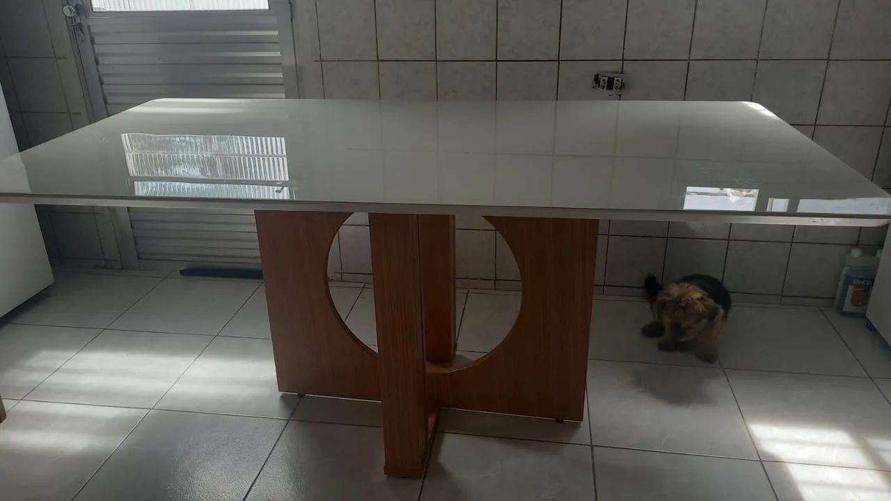 Mesa com 6 cadeiras  - Foto 2