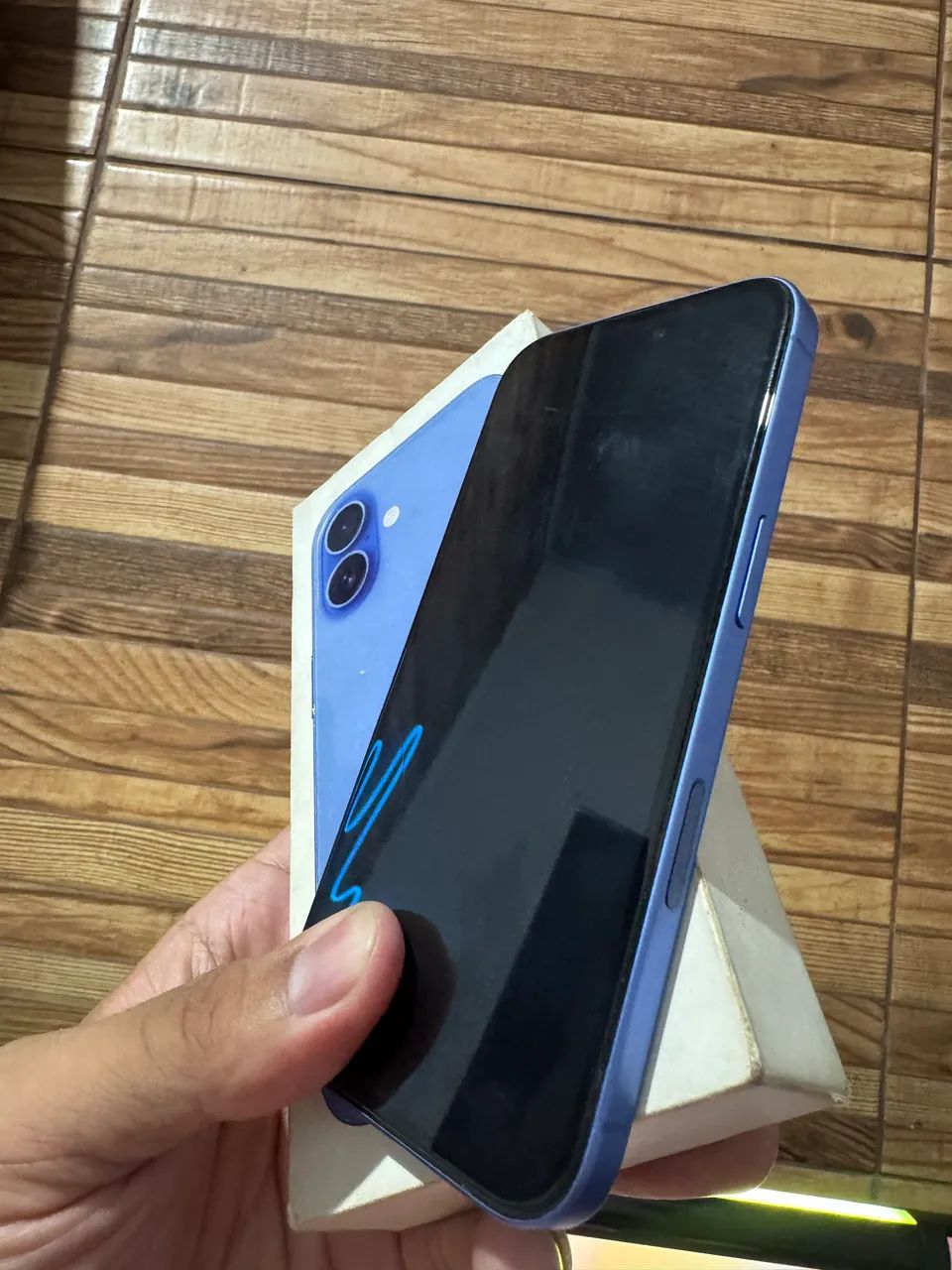 iPhone 16  - Foto 4