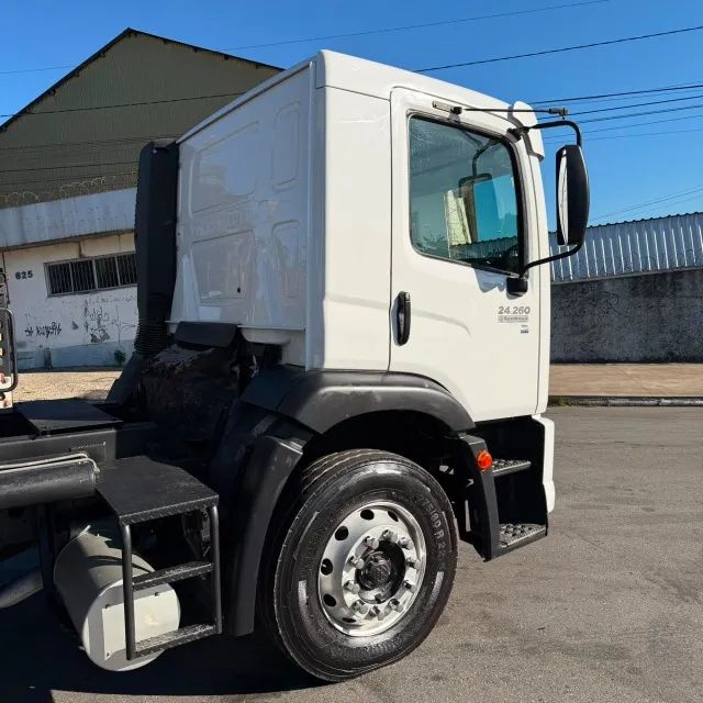 VW 24.260 6x2 - 2023 | Munck TKA 45.700 - Foto 7
