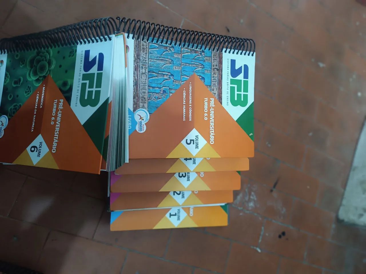 Livros  - Foto 2