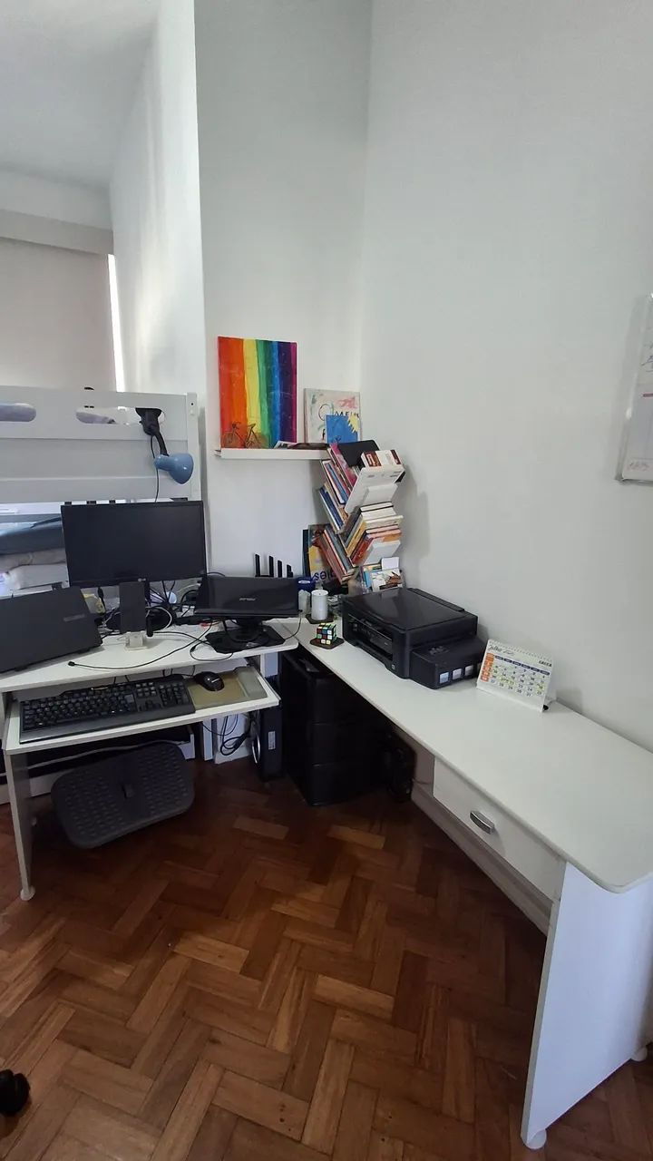 Mesa computador em L - para vender rápido 