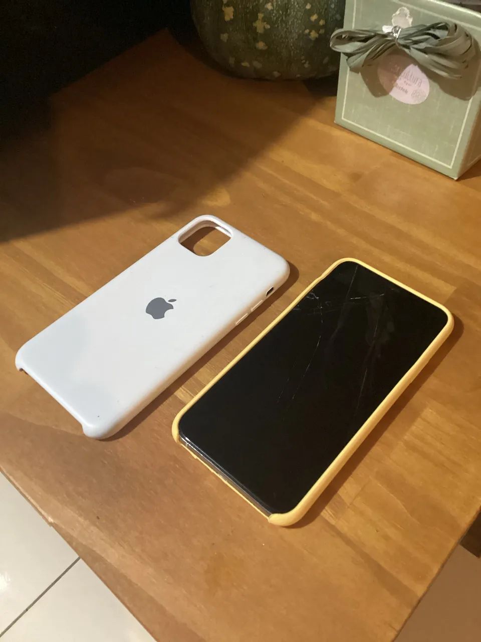 iPhone 11 Pro Max 64g - Foto 2