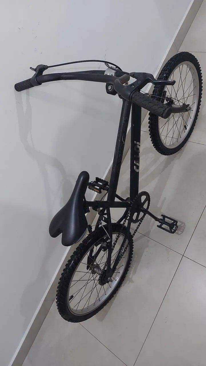 Bicicleta Caloi Aro 20 + Kit Proteção + Capacete - Foto 3