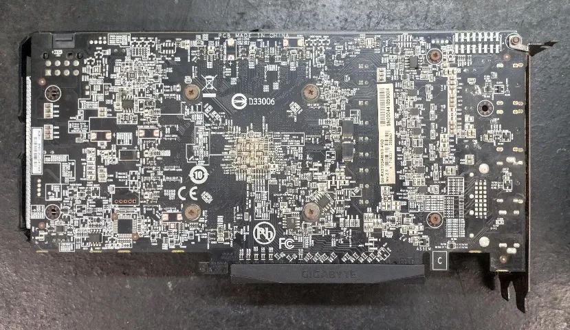Placa de Vídeo AMD Radeon RX 570 4GB 256 bits (Com defeito) - Foto 4