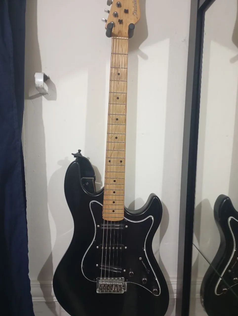 Guitarra com upgrades (troco em violão com volta)