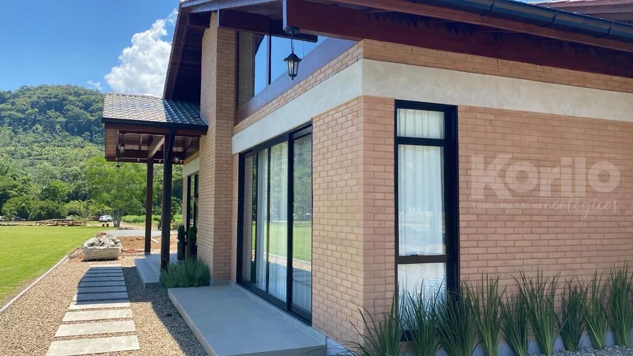 Eco-friendly brick498157567094312965