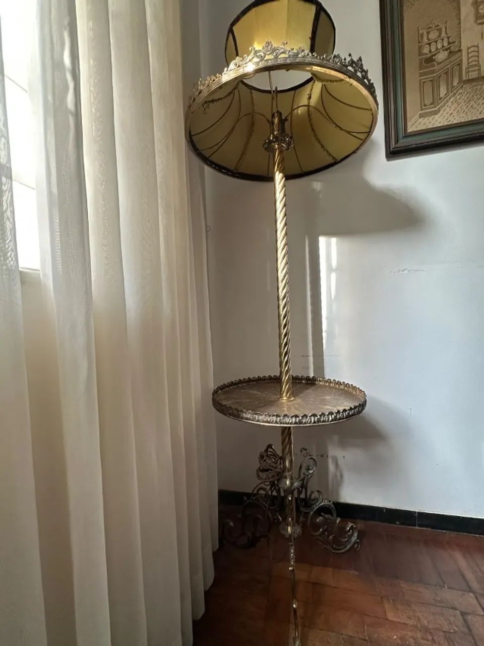 Abajur clássico antiguidade em bronze. Corpo inteiro. - Foto 3