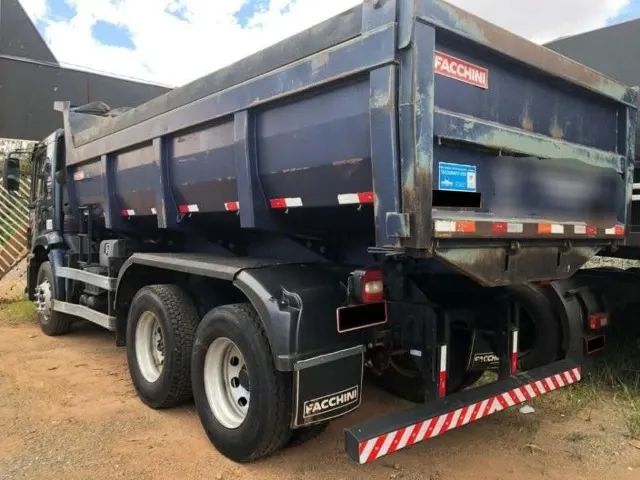 VW 24250 Caçamba Basculhante - Foto 4