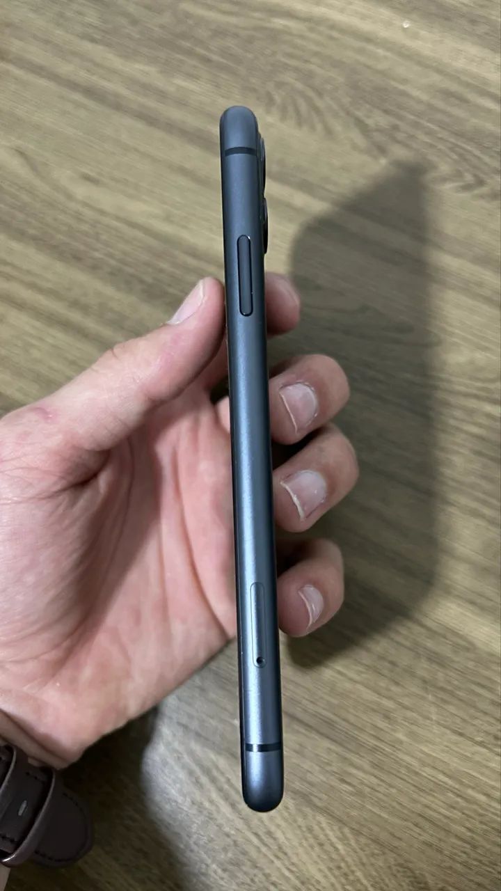 iPhone 11 64gb IMPECÁVEL! - Foto 4