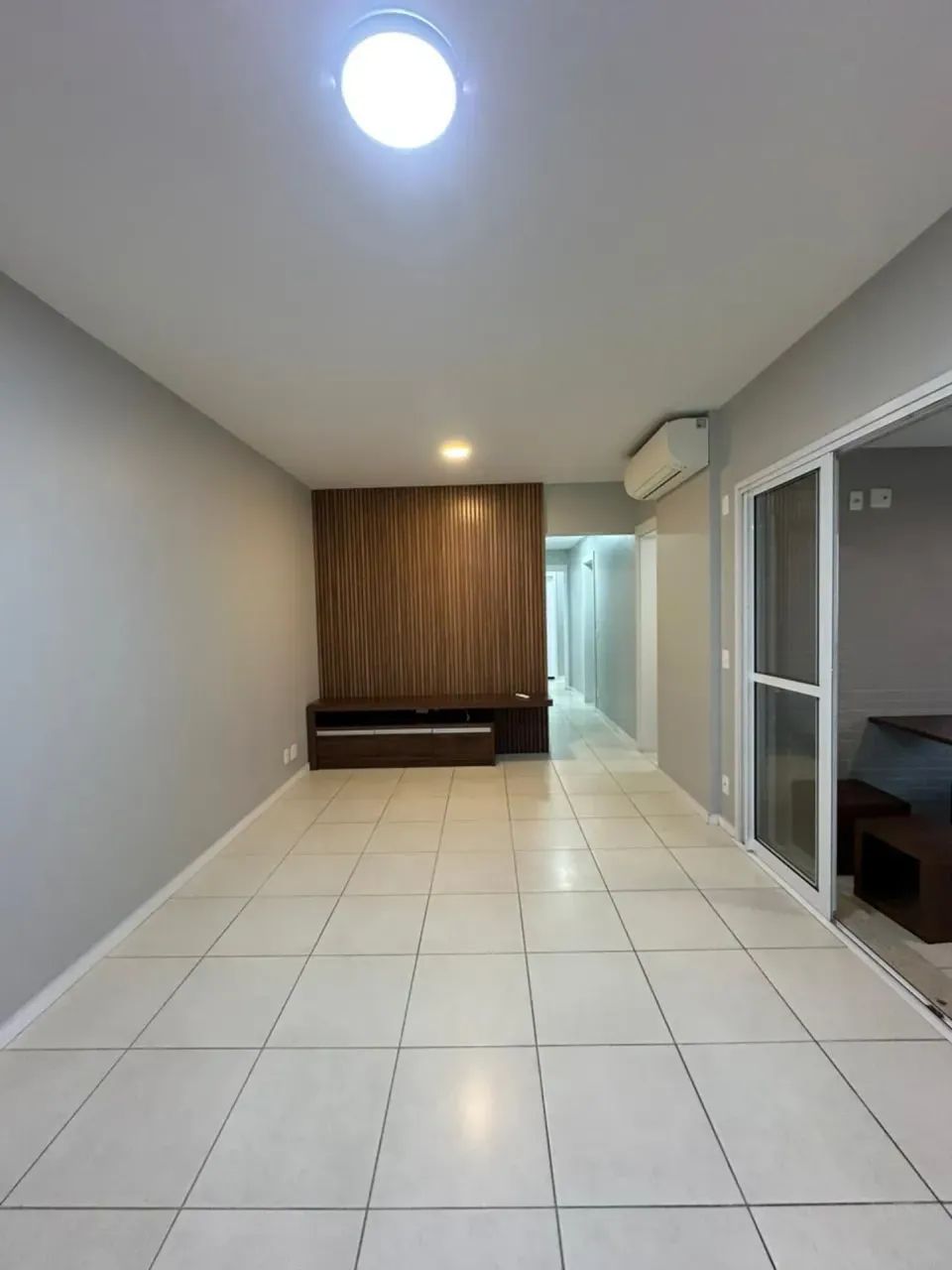 RESERVA INGLESA, LIVERPOOL, 3 QTOS, 90M2, ARMÁRIOS  E AR