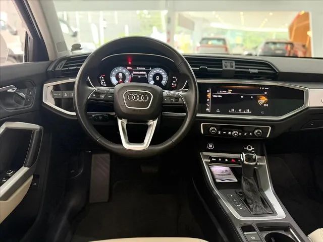 Audi Q3 SPB Performance 2.0 TFSI Tipt. Quatt. 2024 - Foto 3