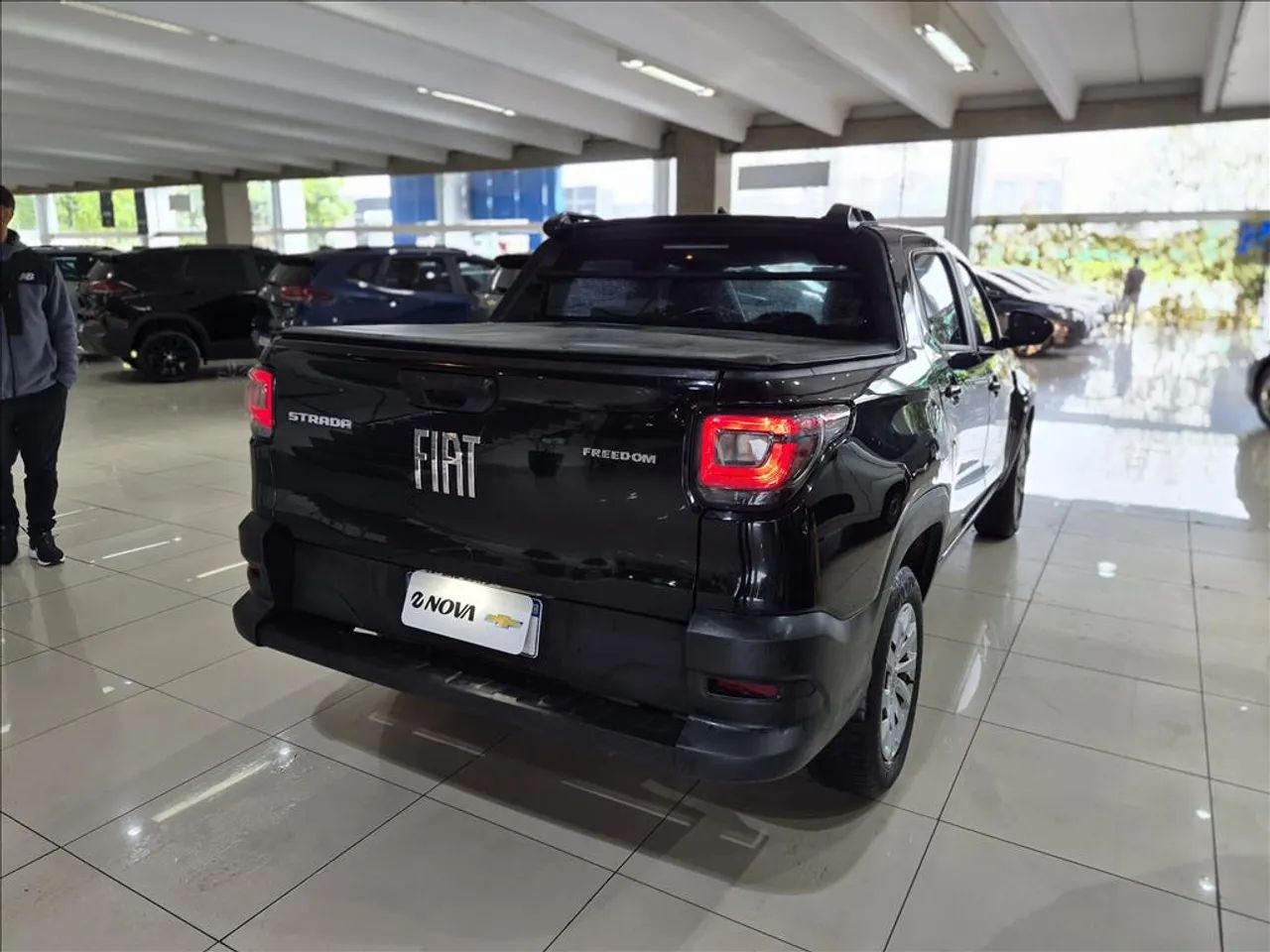 Fiat Strada Freedom 1.3 Flex 8V CD, foto 4 de 15