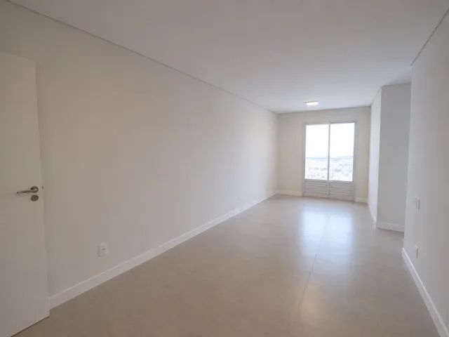 APARTAMENTO À VENDA EDIFÍCIO EVOLUTION TOWERS - CENTRO - Foto 5