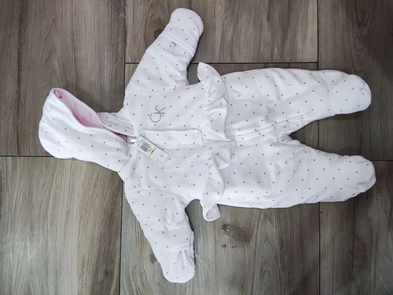 Macacão Calvin Klein infantil 