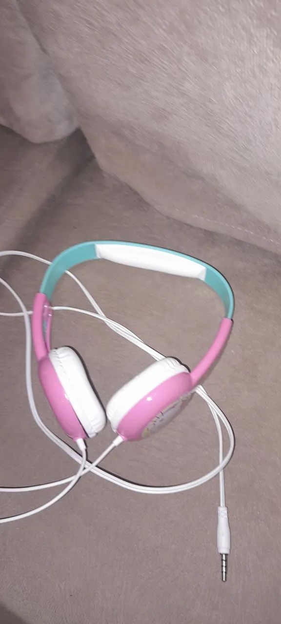 Fone de ouvido da Hello Kitty
