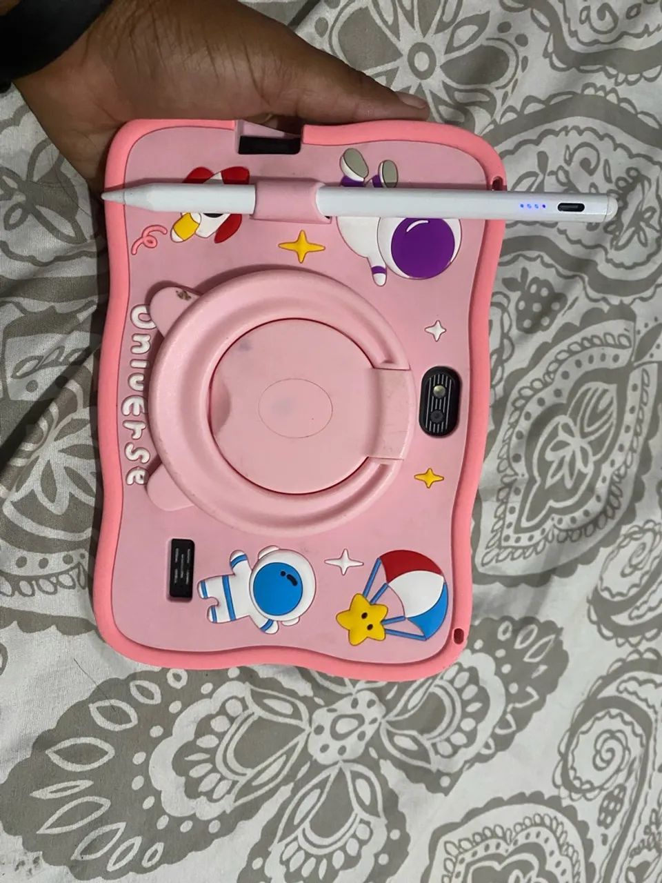 Tablet infantil para jogos