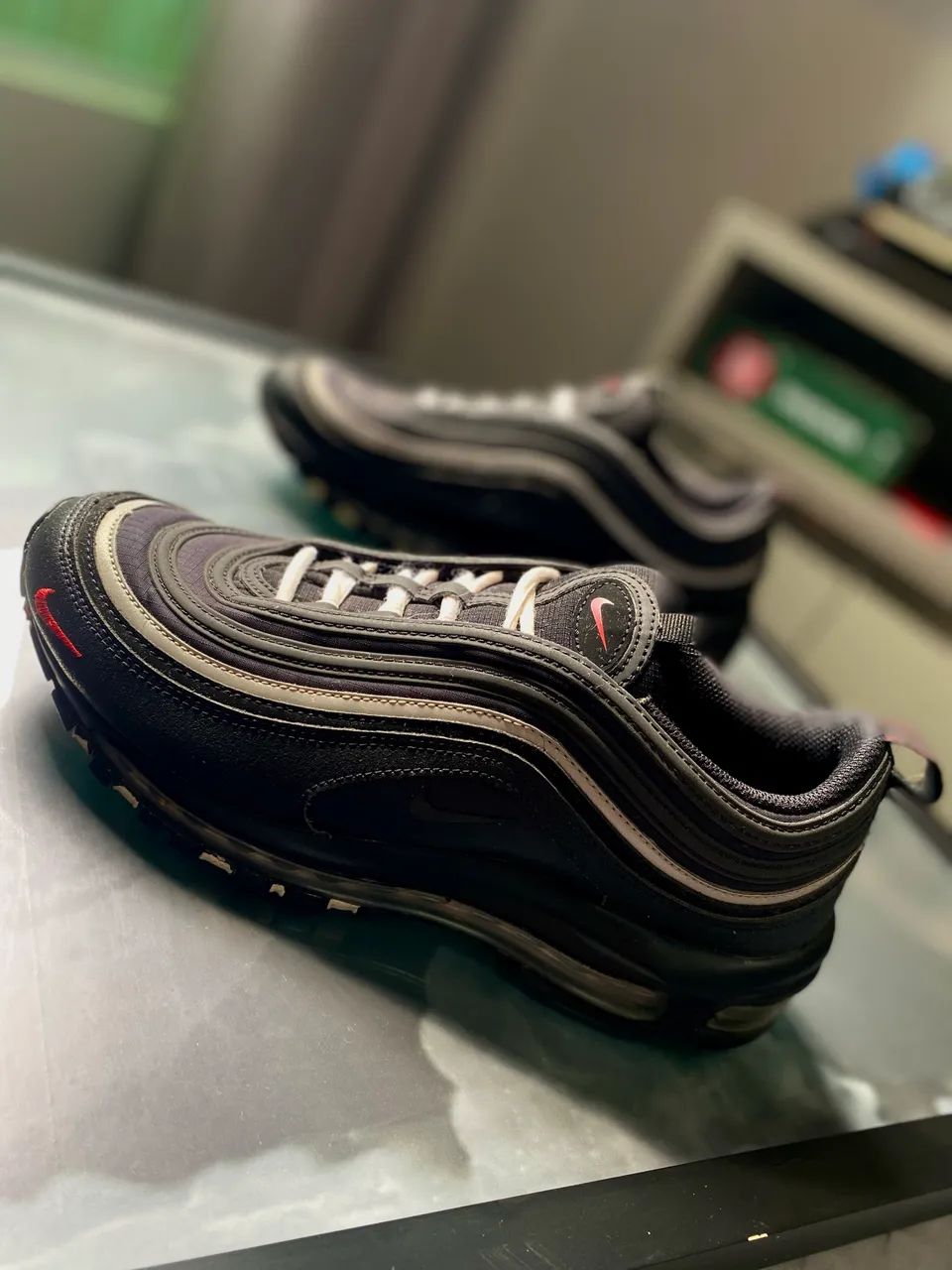 ? NIKE AIR MAX 97 ? BLACK / WHITE / RED