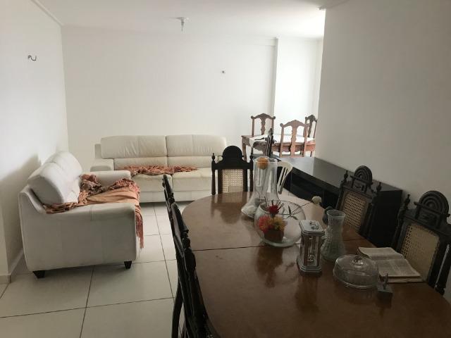 Apartamento com 3 quartos mobiliado em bairro dos Estados - João Pessoa
