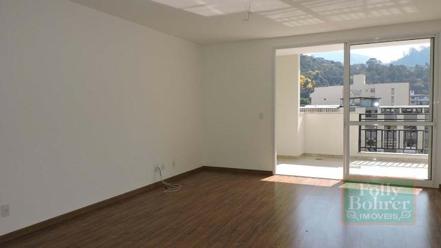 Apartamento novo no Centro com 3 quartos, varanda, 2 vagas de garagem - Foto 3