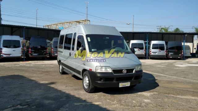 Fiat Ducato Teto Alto - 2011 - 16 Lugares - Foto 2